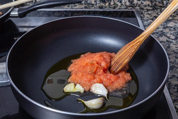 Preparar gazpacho manchego vegetariano